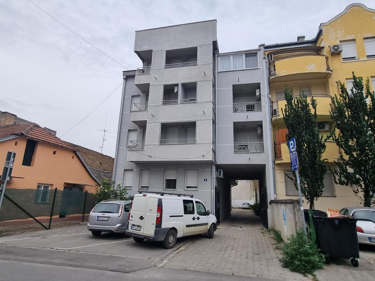 Likehome Life - Novi Sad Stevana Sremca Exteriör bild
