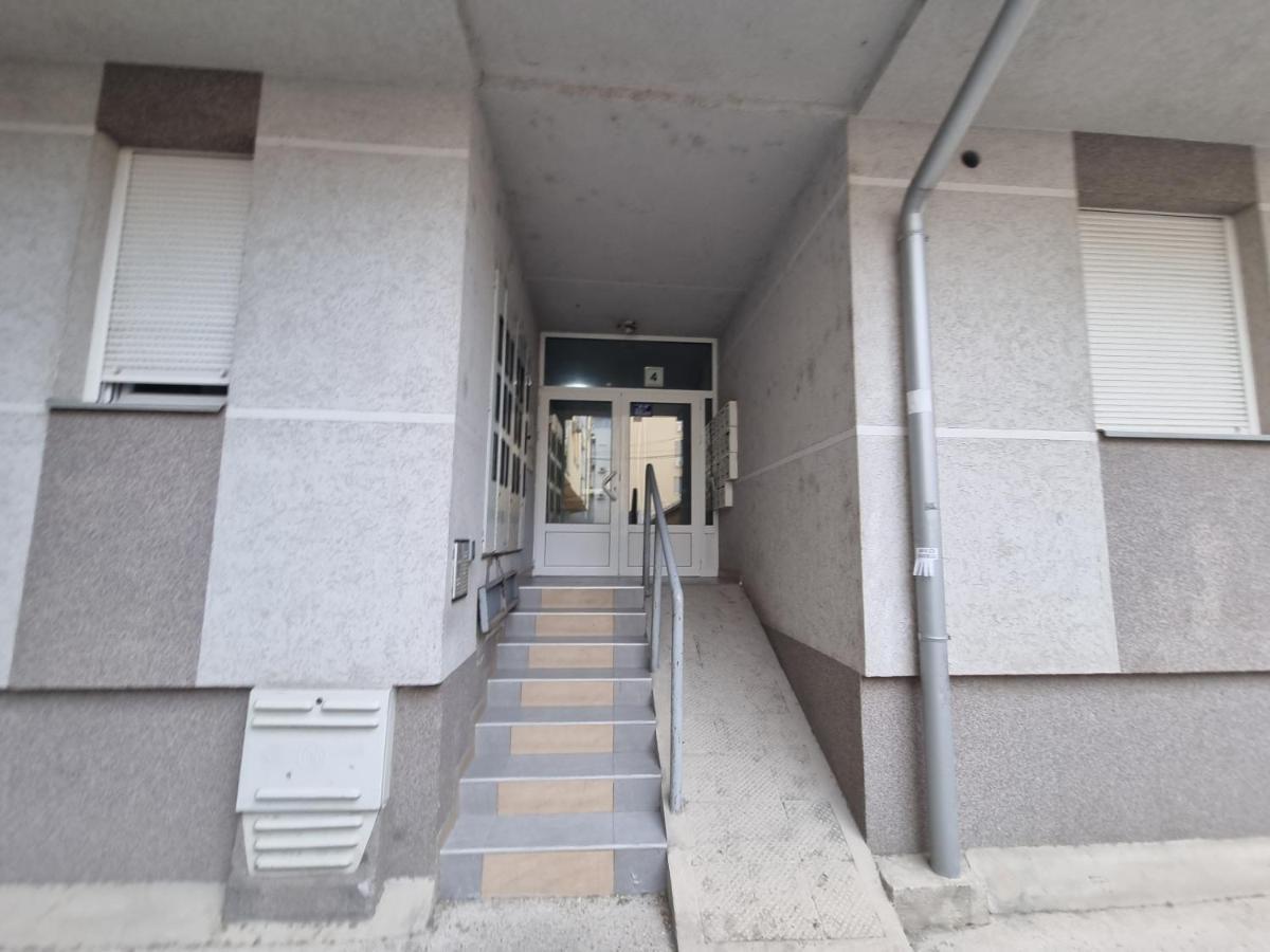 Likehome Life - Novi Sad Stevana Sremca Exteriör bild