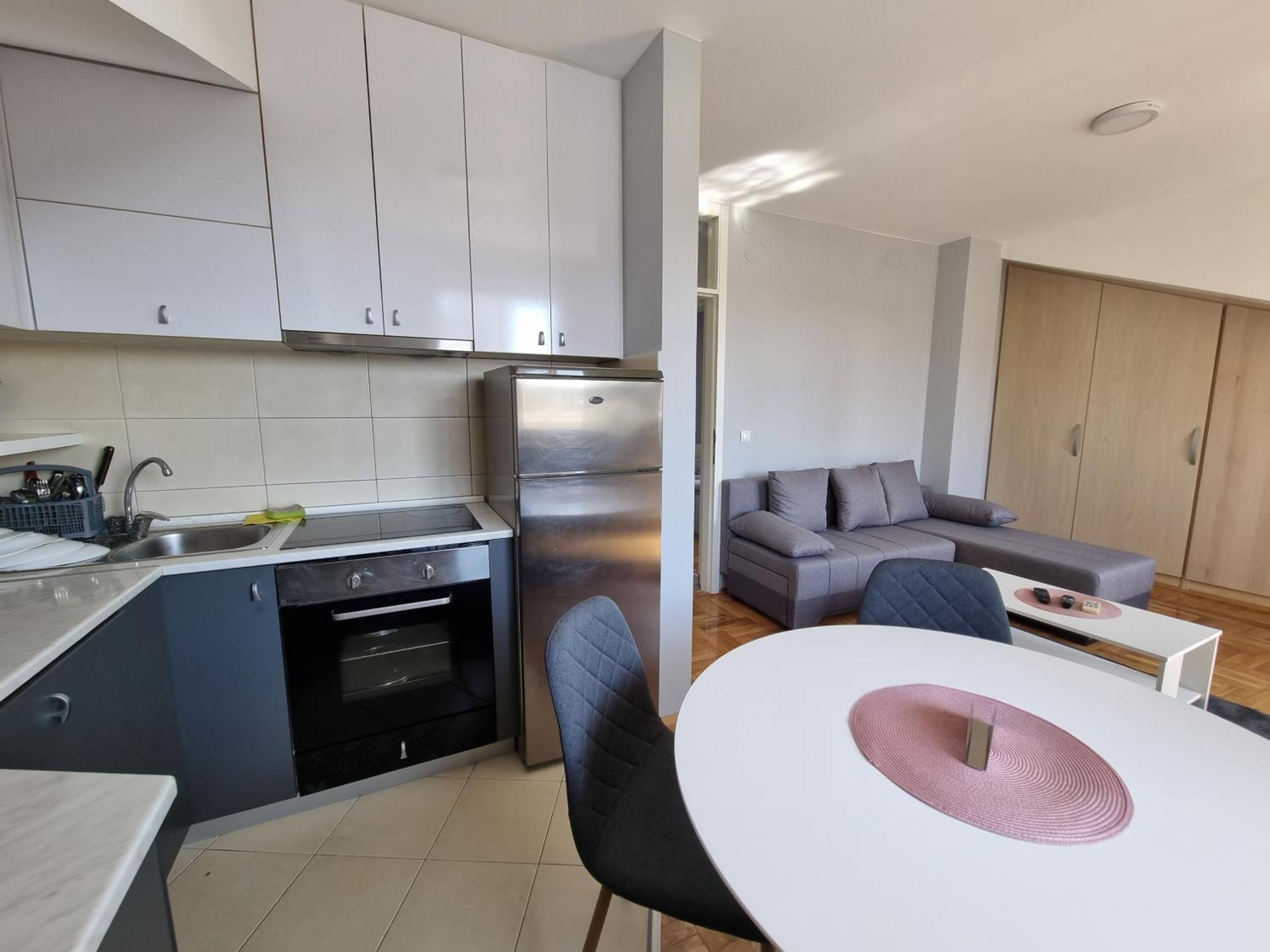 Likehome Life - Novi Sad Stevana Sremca Exteriör bild